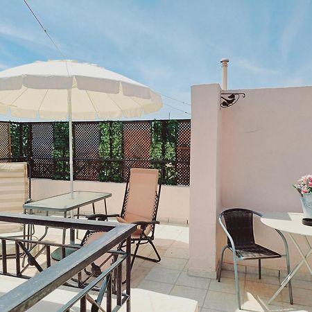 Cozy Loft 360O View Of Athens Apartment Bilik gambar